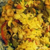 Macaroni and Cheese Paella with shrimp and scallops