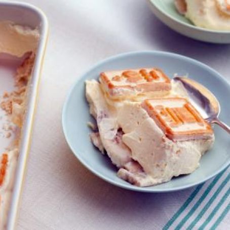 Not Yo' Mama's Banana Pudding - Paula Deen's