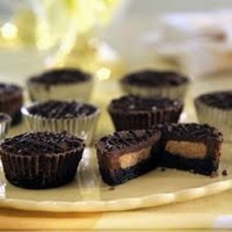 Peanut Butter Chocolate Cheesecake Cups