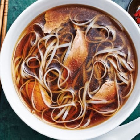 Slow Cooker Rare Beef Pho