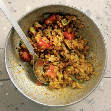 Curried Cauliflower with Tomatoes