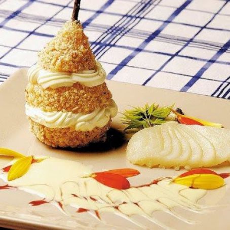 PERAS AL VINO CON CREMA DE ALBAHACA