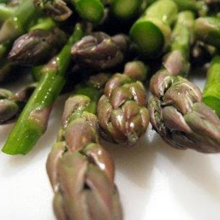 Asparagus with Saffron Notes