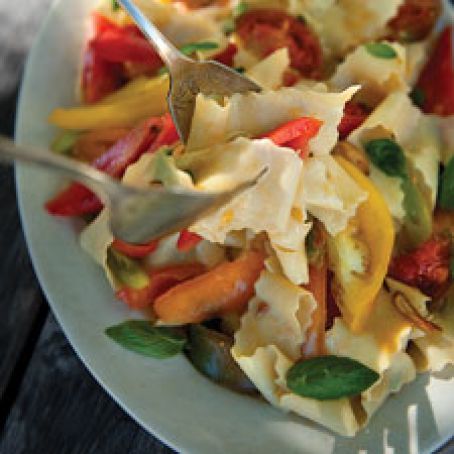 Heirloom Tomato and Fresh Pasta Salad