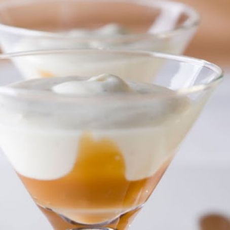 pudding - White chocolate mousse with caramel sauce