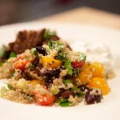 GREEK QUINOA SALAD
