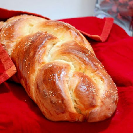 Sweet and Saffron challah