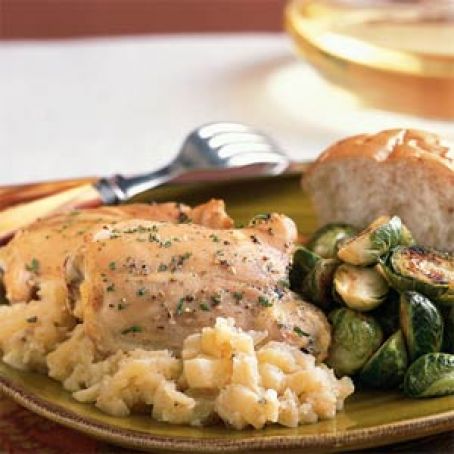 Chicken Thighs with Roasted Apples and Garlic