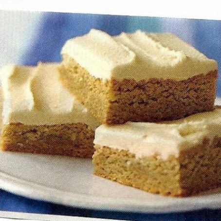 PEANUT BUTTER BLONDIES