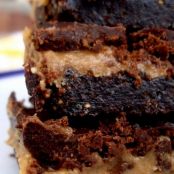 CHOCOLATE COFFEE CARAMEL BARS {paleo}