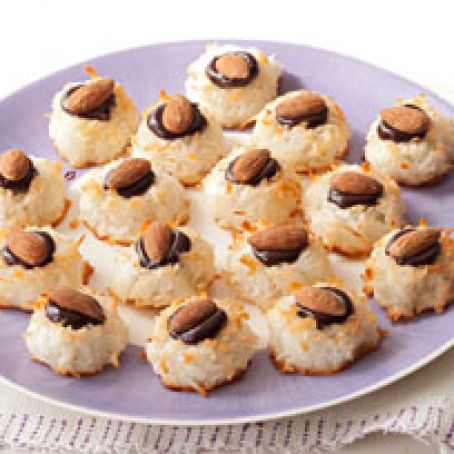 Chocolate Ganache-Filled Macaroons