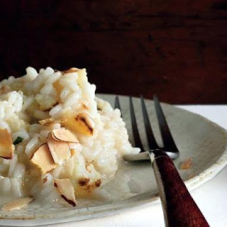 CAULIFLOWER RISOTTO w/BRIE & ALMONDS