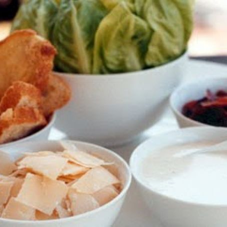 Do-it-yourself Caesar salad