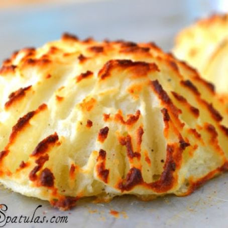 Crispy Ridged Rosemary Mashed Potato Mounds