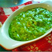 SALSA VERDE CRUDA CON AGUACATE