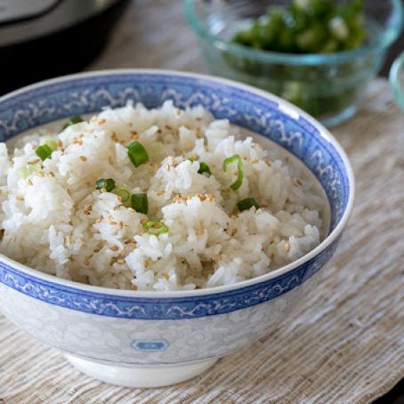 3 MINUTE PRESSURE COOKER WHITE RICE