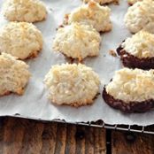 Big Coconut Macaroons