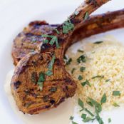 Lamb Chops with Spicy Thai Peanut Sauce