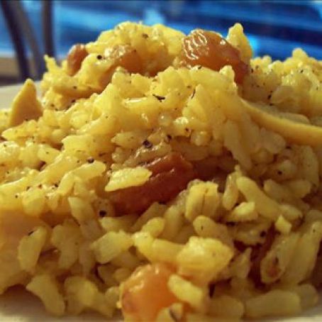 Saffron Rice and Gold Raisin Pilaf