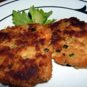 Salmon Cakes With Lemon-Herb Mayonnaise