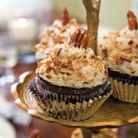 Caramel Surprise Chocolate Cupcakes