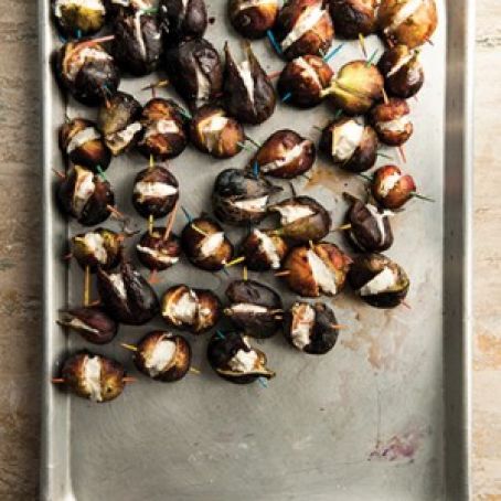 Grilled Figs with Goat Cheese and Satsuma Gastrique