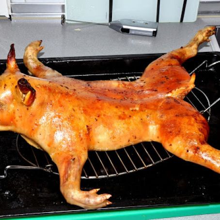 COCHINILLO ASADO DE CANDIDO