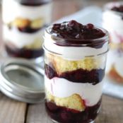BLUEBERRY TRIFLE MASON JARS
