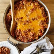 One Skillet Cheesy Macaroni and Beef