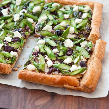 Asparagus-Goat Cheese Tart