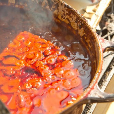 Dutch Oven Baked Beans