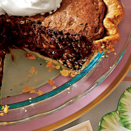 Chocolate Truffle Pie with Amaretto Cream