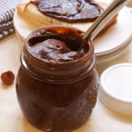 Homemade Nutella (Dairy-free, Refined-sugar-free)
