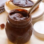 Homemade Nutella (Dairy-free, Refined-sugar-free)