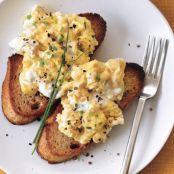 Soft Scrambled Eggs with Fresh Ricotta and Chives