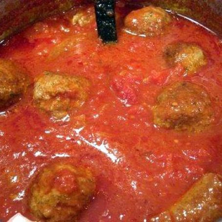 Sunday Gravy with Meatballs and Sausage