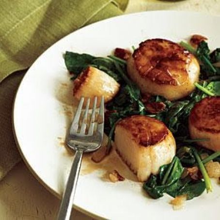 Pan-Seared Scallops with Bacon and Spinach (Cooking Light)