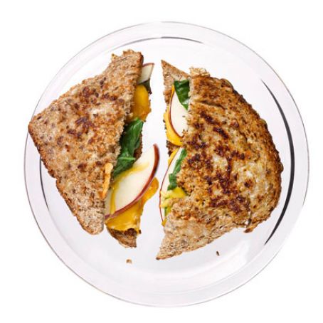 Grilled Cheddar with Apples