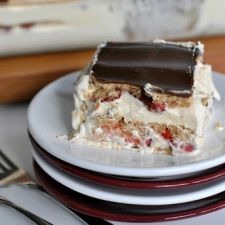 No Bake Strawberry Eclair Cake