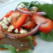 Strawberry Spinach Salad with Balsamic Vinaigrette