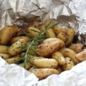 Herbed Fingerling Potatoes Grilled in Foil