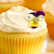 Lemon Crème Cupcakes