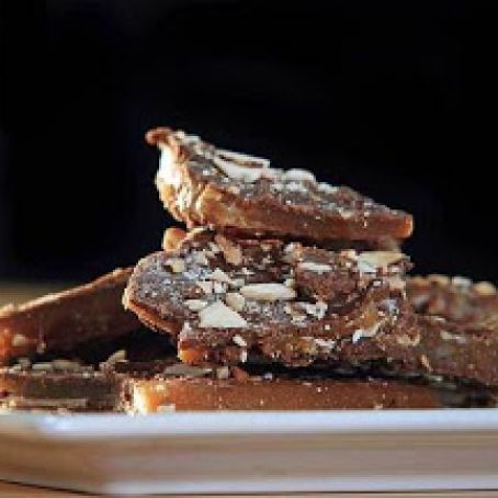 Coffee toffee with chocolate and pretzels