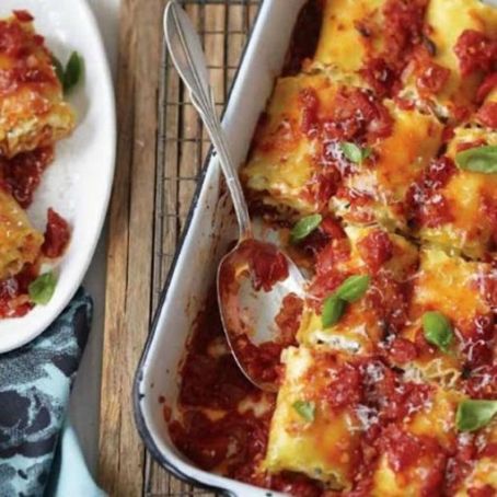 Lemon Basil Lasagna Rolls