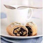 Chocolate-Pistachio Phyllo Rolls