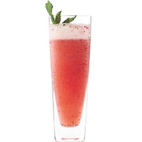 Strawberry-mint Sparkling limeade