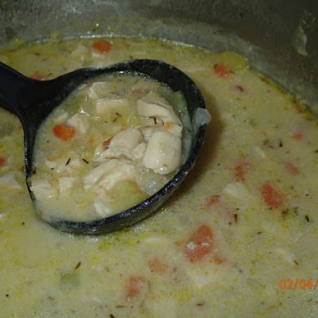 Creamy chicken and potato soup