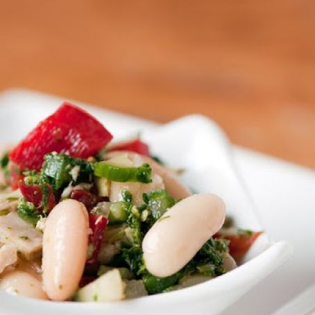 White bean tuna & pesto salad