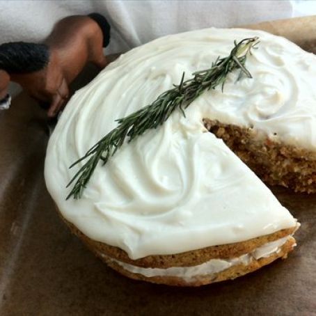'War Horse' Carrot, Oat And Apple Cake