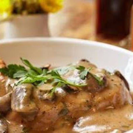 Best Buttermilk Biscuits and Mushroom Gravy